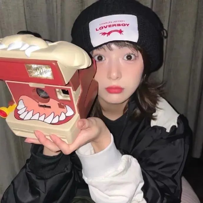 出位新闻眼