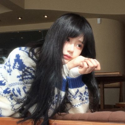 飘动的红丝带